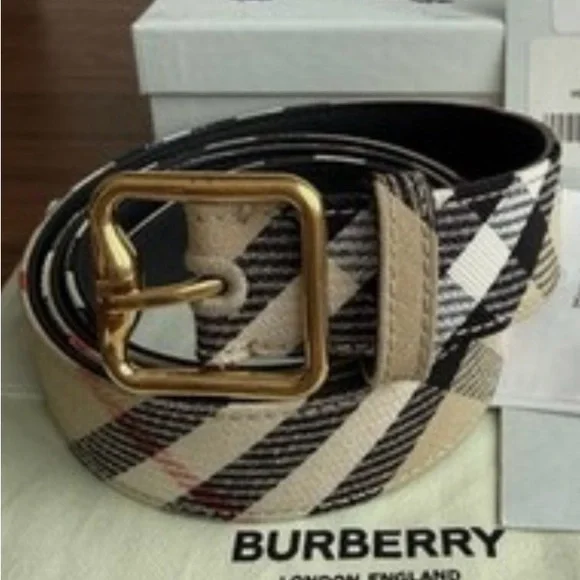 Burberry Check B Buckle Belt - Picture 5 of 8